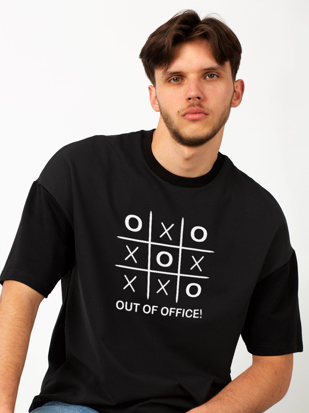 [1052]: Unisex Round Next Regular Fit T-Shirts - Out of Office
